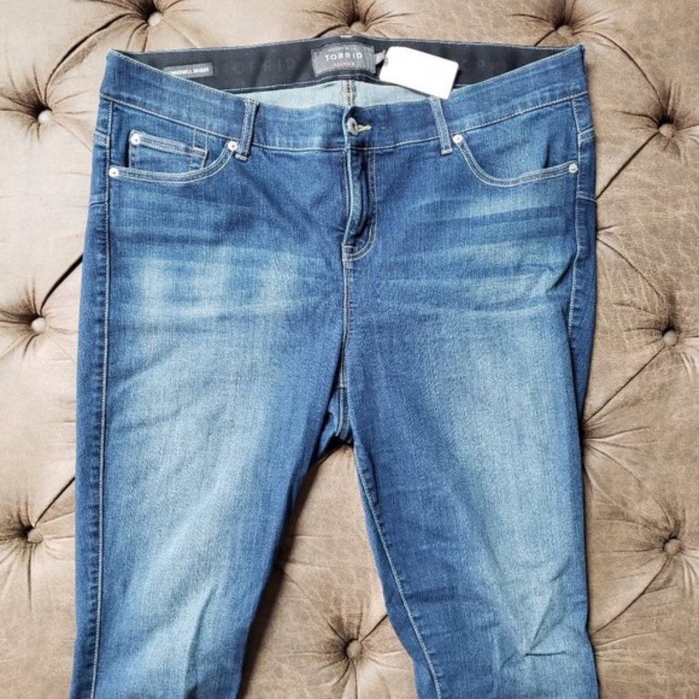 NEW 20T Premium Stretch Bombshell Skinny Jean